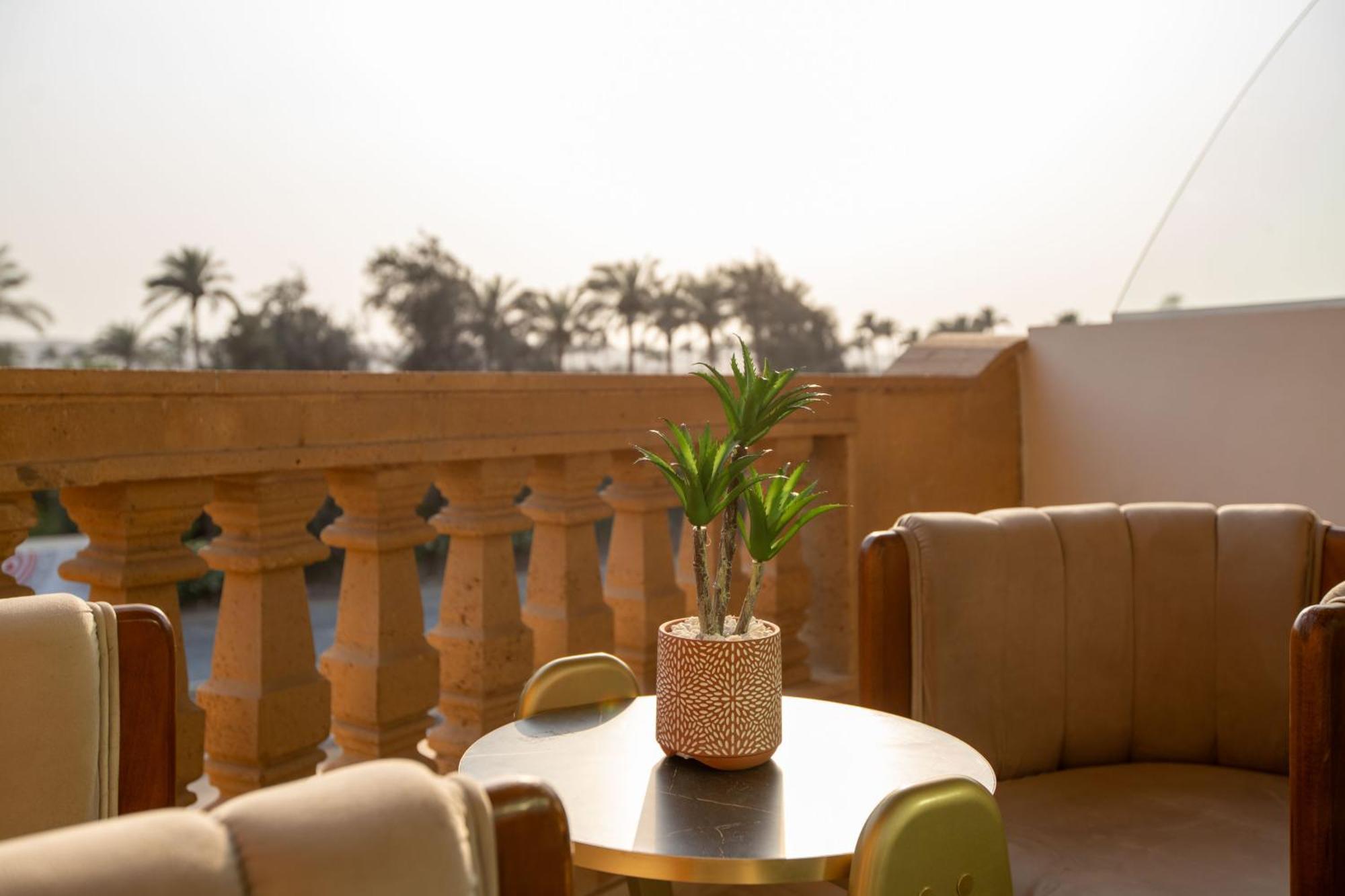 Golden Palm Sunrise Inn Kafrat al Jabal Экстерьер фото