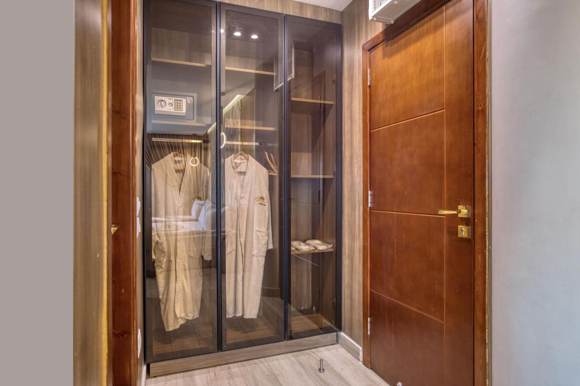 Golden Palm Sunrise Inn Kafrat al Jabal Экстерьер фото